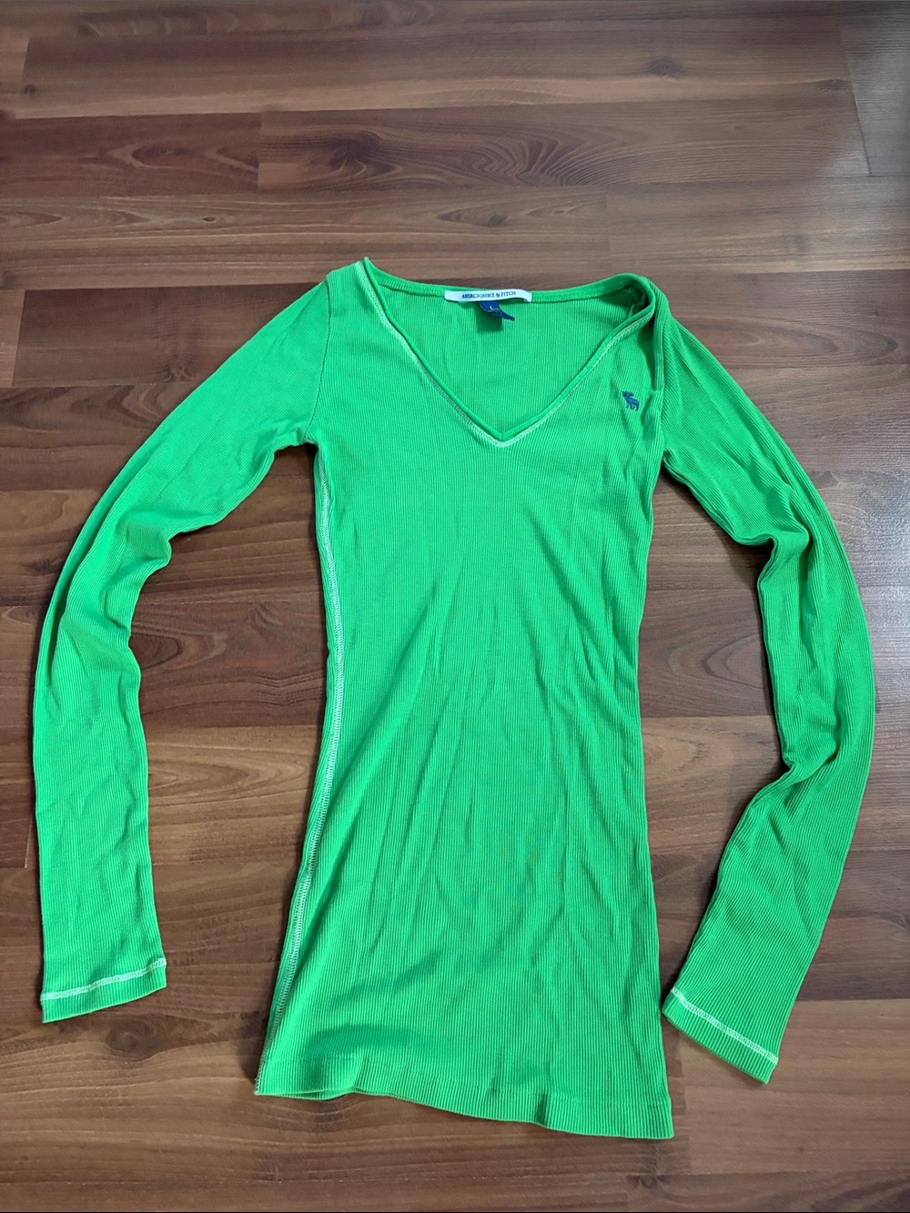 Slim V-Neck Long Sleeve Women's Abercrombie and Fitch Y2K Top - Bright Green